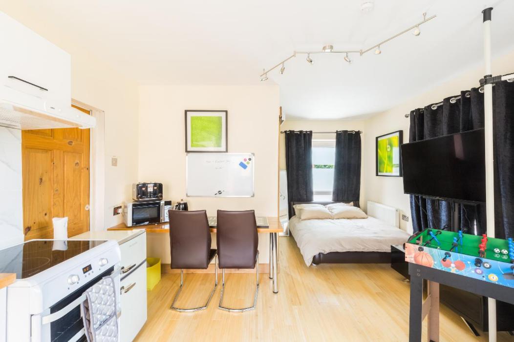 Umbrella Properties Private Apartment Birmingham Eksteriør bilde
